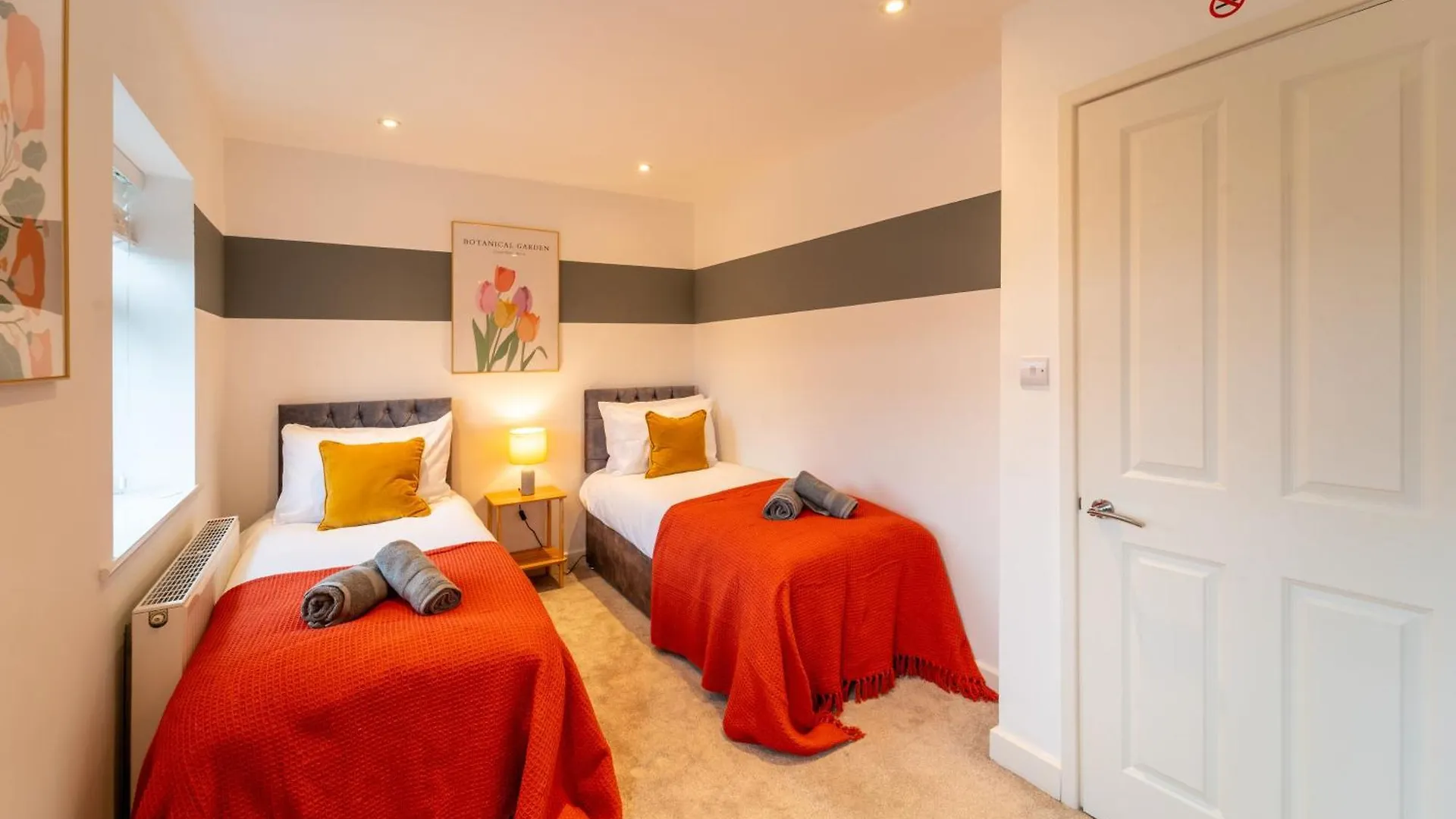Huge Monthly Savings - Private Parking - Wifi Apartment Gloucester
